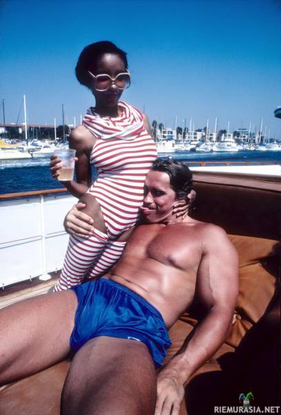 Arnold Schwarzenegger - Mitäs se touhuilee