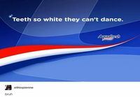 Valkoiset hampaat