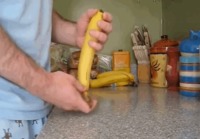 Oletko aina kuorinut banaanin väärin?