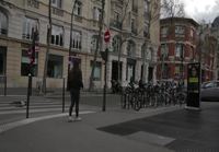Kävellen päin punaisia Pariisissa