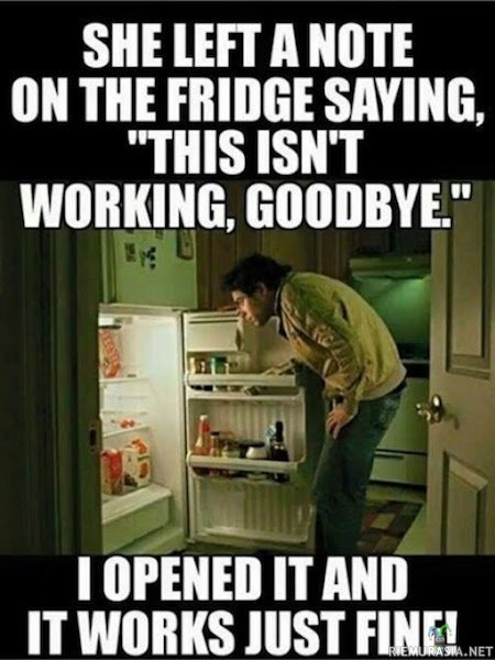 Lappu jääkaapin ovessa