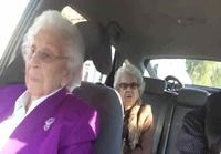 Gramma ja Ginga, 102- ja 97-vuotiaat siskokset.