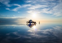 Aamupiknik-tuokio Salar de Uyunin kauniissa maisemissa