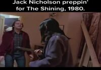 Nicholson lämmittelee kuvauksissa