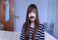 Söpö aasialainen tyttö puhuu kieliä