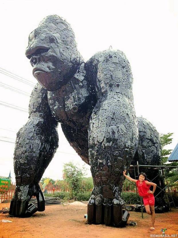 King Kong romuraudasta - Thaimaassa sijaitseva romuraudasta valmistettu taideteos on aika massiivinen