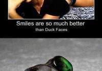 Hymyt ovat parempia kuin duckfacet