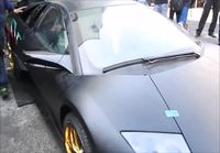 Lamborghini Murcielago tuhotaan Taiwanissa