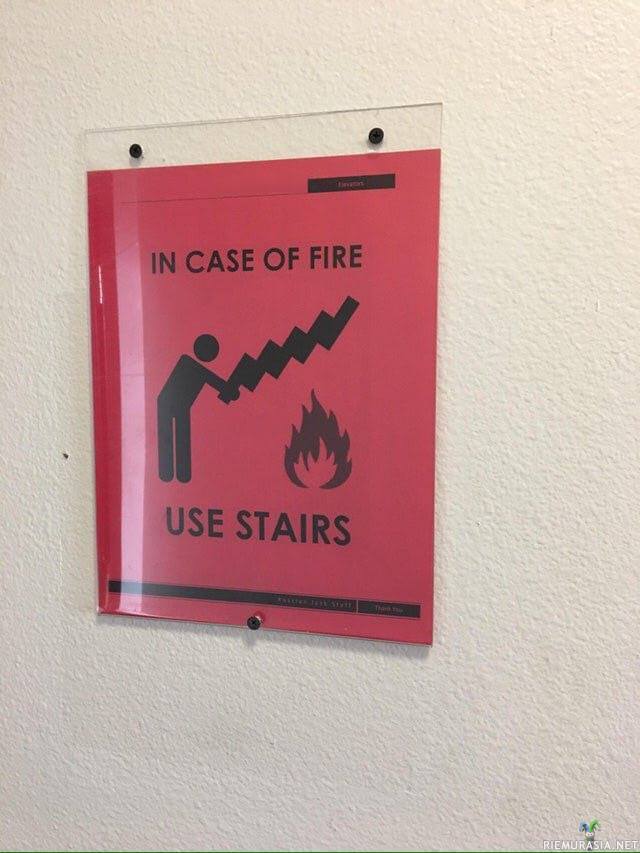 Tulipalon sattuessa - Käytä portaita