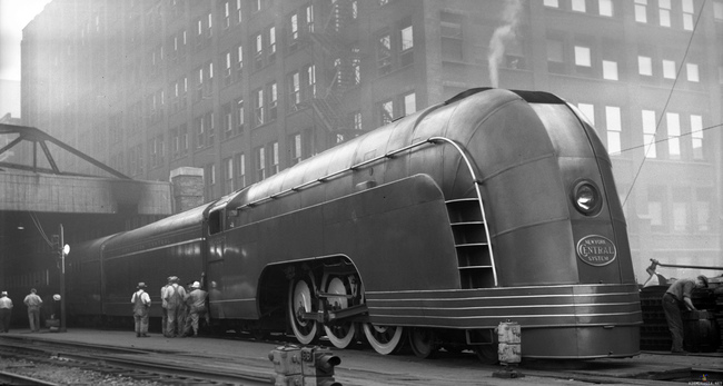 Siisti höyryveturi Chicagossa - Muotoilua parhaimmillaan, New York Centralin höyryveturi Chicagossa 1936