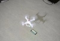 Hehkulampun vaihtaminen dronella