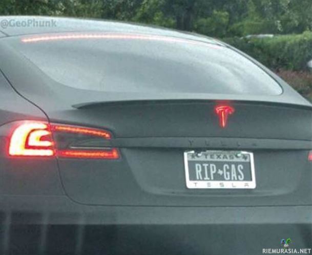 Teslan kuitti - Sähkö jyrää Teslan mielestä.