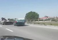 Autonkuljetusta Albaniassa