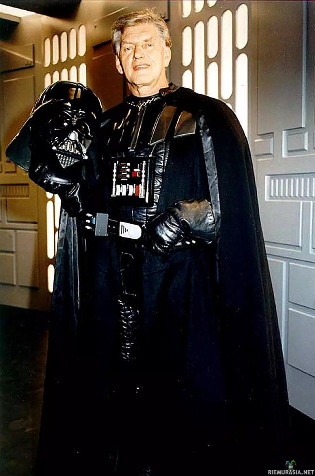 Darth Vader - Darth Vaderin näyttelijä Dave Prowse on kuollut 85 vuotiaana