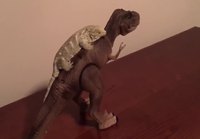 Lisko T-Rexin kyydissä